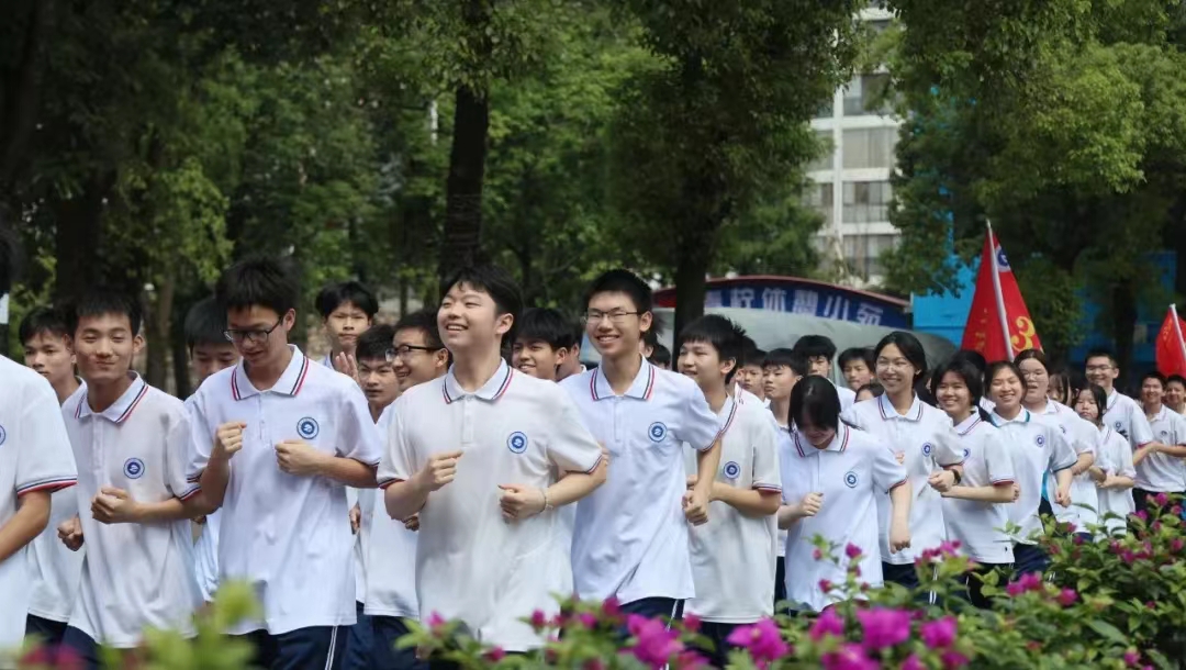 聚焦“三堂” 家校共育  ——原來(lái)，你是這樣的株軌！